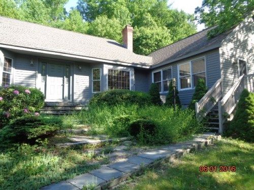 24 County Road, North Branford, CT 06471