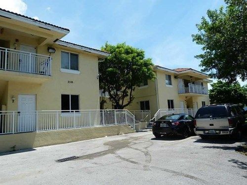 2185 NW 16th Ter # 8, Miami, FL 33125