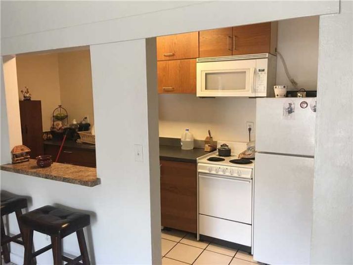 4360 NW 79th Ave # 1H, Miami, FL 33166