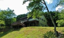 5900 Cavender Creek Road Dahlonega, GA 30533