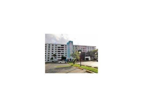 919 Hillcrest Dr # 410, Hollywood, FL 33021