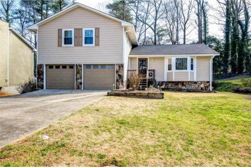 494 Rue Montaigne, Stone Mountain, GA 30083