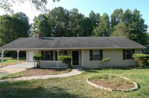3072 Palomino Drive, Powder Springs, GA 30127