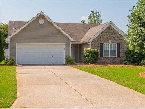 5847 Meadowfield Trace, Flowery Branch, GA 30542
