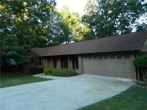 2396 Cambridge Street, Snellville, GA 30078