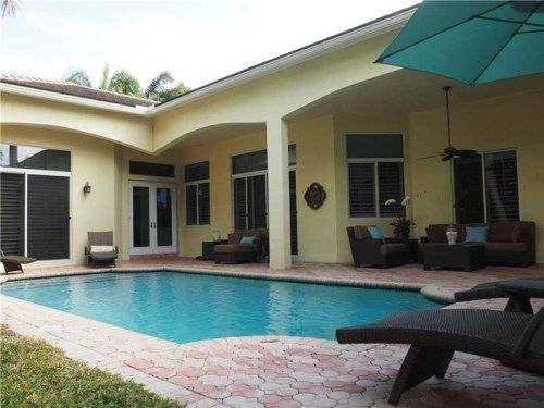 2558 Jardin Mnr, Fort Lauderdale, FL 33327