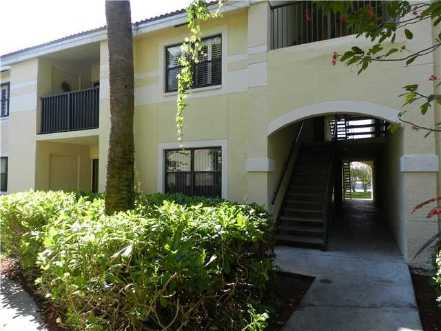 570 S Park Rd # 18-6, Hollywood, FL 33021