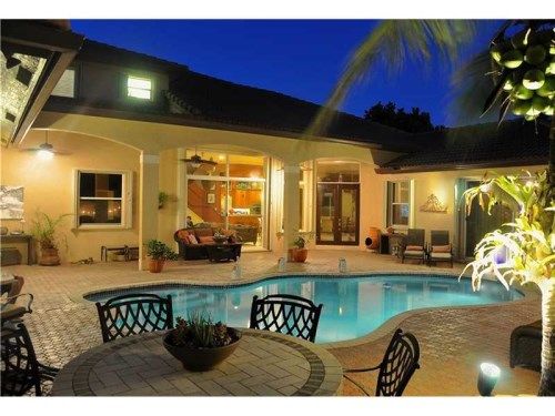 3721 SW 185th Ave, Hollywood, FL 33029