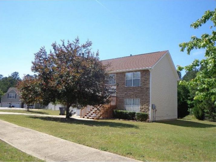 613 Rayella Drive, Stockbridge, GA 30281