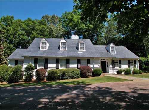 726 Dixon Drive, Gainesville, GA 30501