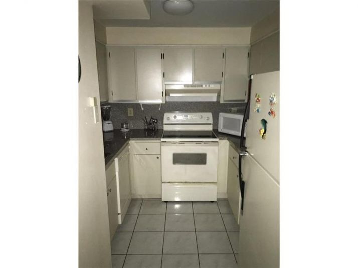 5865 W 20th Ave # 22, Hialeah, FL 33012