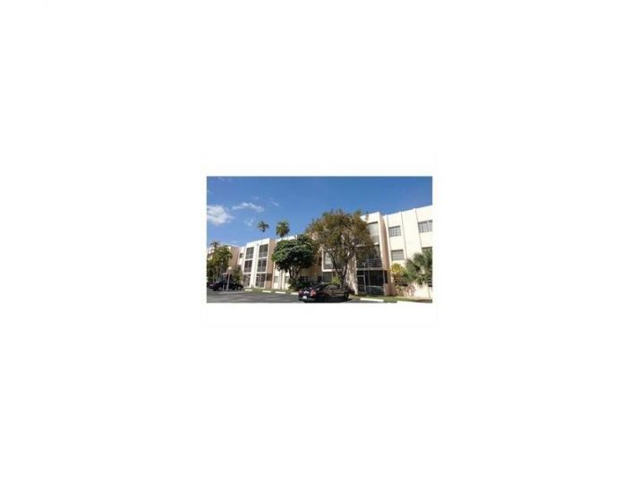 15888 SW 95th Ave # 125, Miami, FL 33157