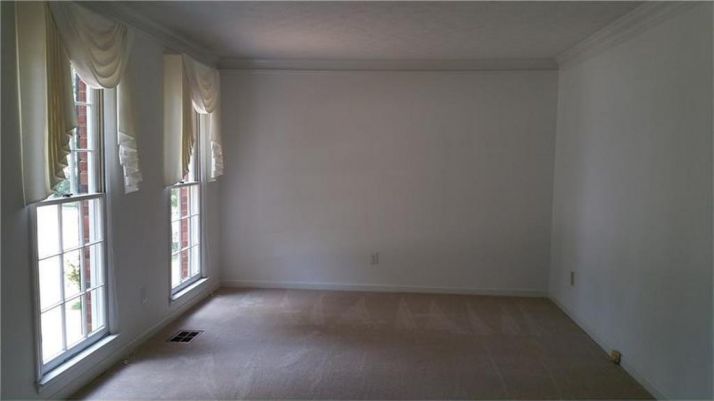 1084 Lassiter Drive, Stone Mountain, GA 30087