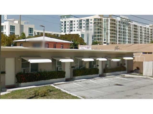 2041 E JACKSON ST # 3, Hollywood, FL 33020