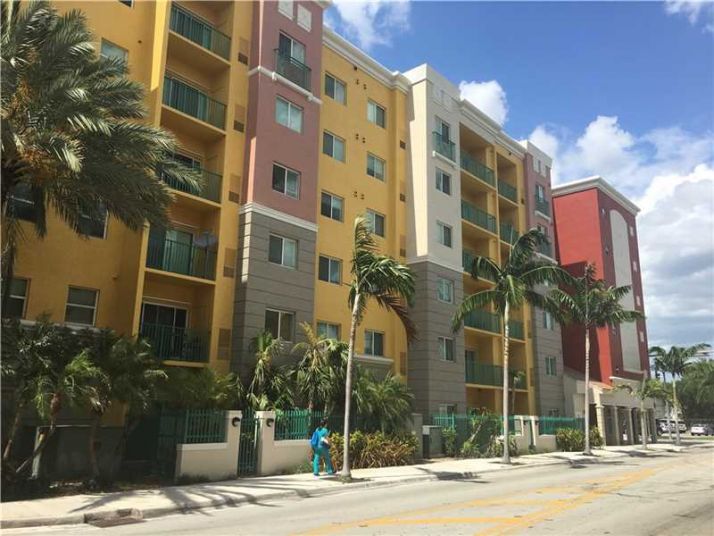 6001 SW 70th St # 623, Miami, FL 33143
