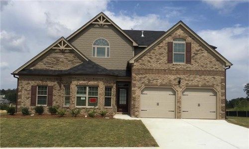 3569 Lake End Drive, Loganville, GA 30052