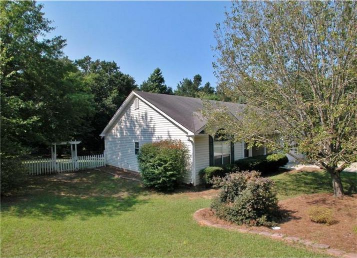 204 Robert Drive Drive, Braselton, GA 30517