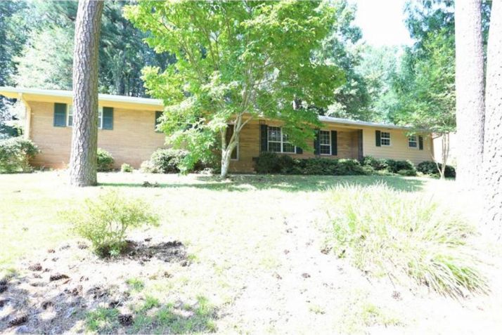 2859 Pine Needle Drive, Atlanta, GA 30344