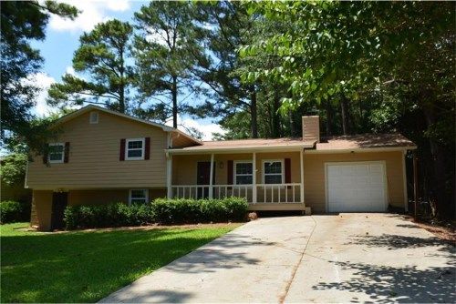 568 Village Run, Lawrenceville, GA 30046