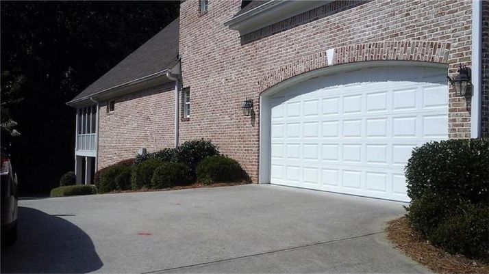 2055 Woodberry Run Drive, Snellville, GA 30078