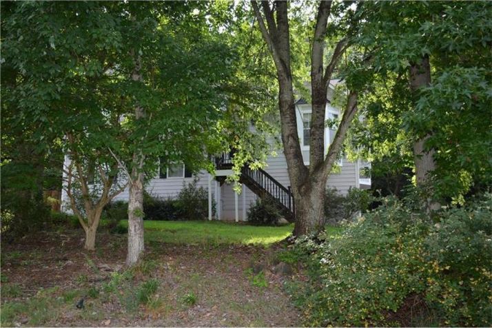 28 Country Meadow Way Nw, Cartersville, GA 30121