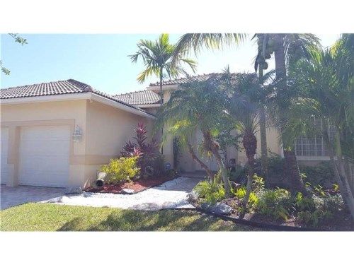 1114 Waterside Cir, Fort Lauderdale, FL 33327