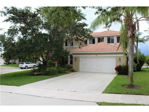 516 Cascade Falls Dr, Fort Lauderdale, FL 33327