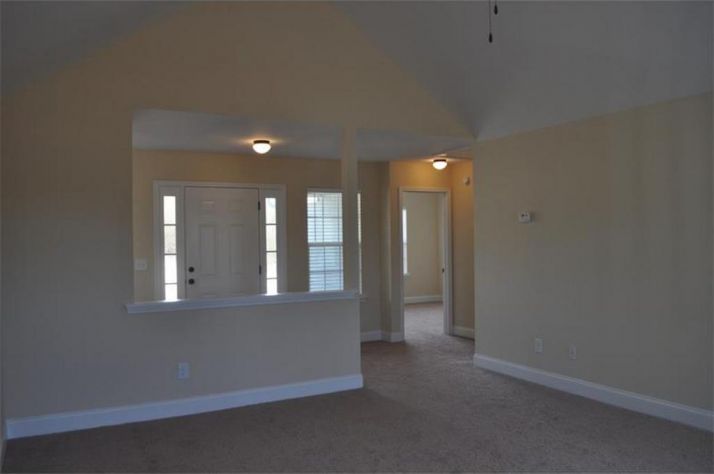 8265 Mountain Glen Drive, Clermont, GA 30527