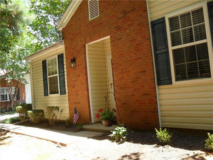 272 Windcroft Lane Nw, Acworth, GA 30101