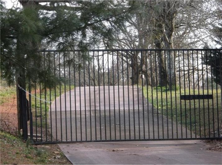 2567 Castleberry Bridge Road, Dawsonville, GA 30534