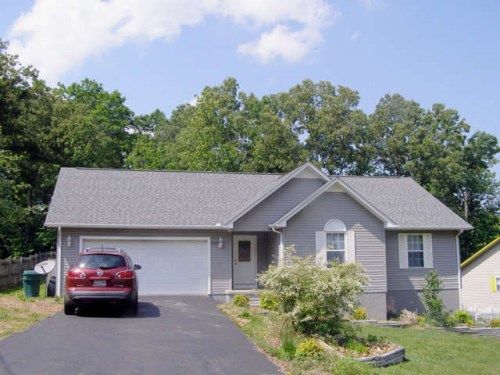 205 Carriage Drive, Crossville, TN 38555
