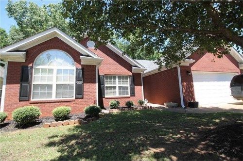1581 Queen Elizabeth Drive, Locust Grove, GA 30248
