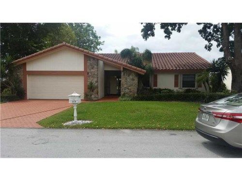 8416 NW 80th Ct, Fort Lauderdale, FL 33321