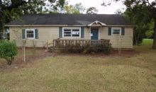 1009 White Ave Graceville, FL 32440