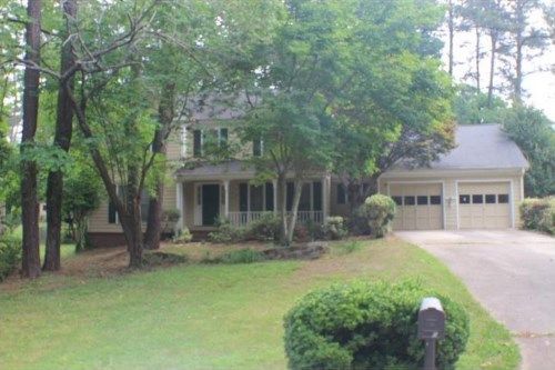 380 Brookshire Drive, Lilburn, GA 30047
