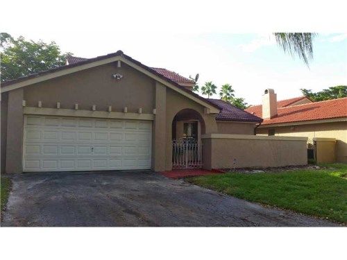 17328 NW 62nd Pl, Hialeah, FL 33015