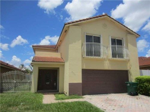 8349 NW 194th Ter, Hialeah, FL 33015