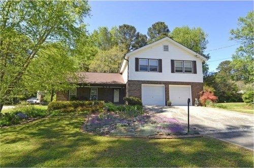 3802 Greenrock Court, Atlanta, GA 30340