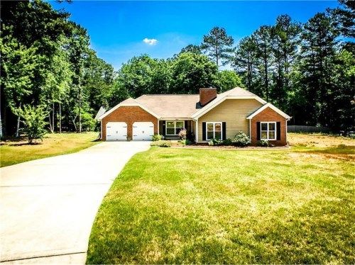 1011 Sterling Point, Peachtree City, GA 30269