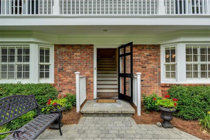 2872 Castlewood Drive Nw, Atlanta, GA 30327