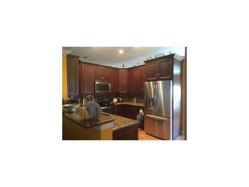1010 Bluewood Ter, Fort Lauderdale, FL 33327