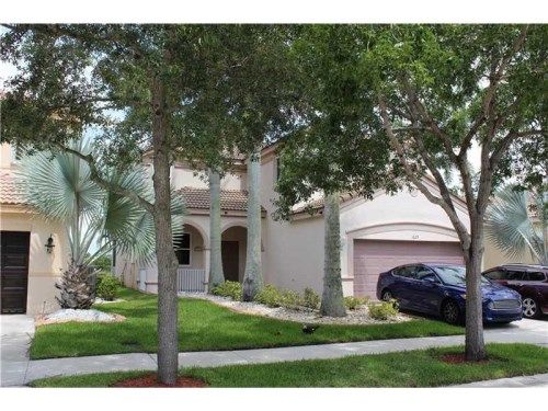 1629 Winterberry Ln, Fort Lauderdale, FL 33327