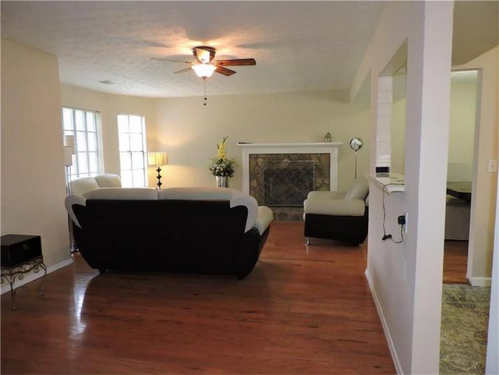 3833 Brookstone Way, Ellenwood, GA 30294