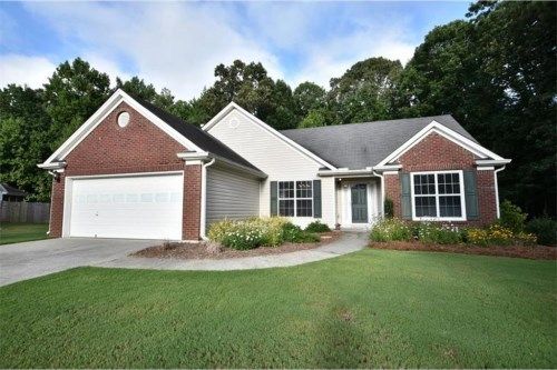 2015 Charleston Oak Circle, Lawrenceville, GA 30043