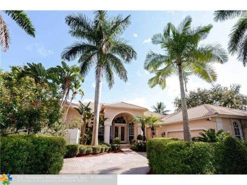 2585 Mayfair Ln, Fort Lauderdale, FL 33327