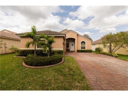 19077 SW 26th St, Hollywood, FL 33029