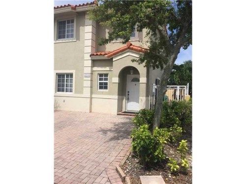 9499 SW 77 Place # NONE, Miami, FL 33156