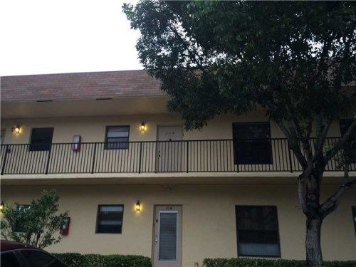 2 Briarwood Cir # 204, Hollywood, FL 33024