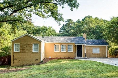 2700 Pine Lake Road, Tucker, GA 30084