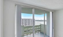 1500 Bay Rd # N-967 Miami Beach, FL 33139